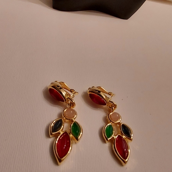 Multicolored gold tone clip on earrings - Picture 2 of 13